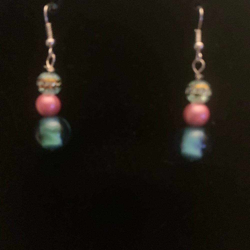 Random bead earrings - Picture 4 of 4